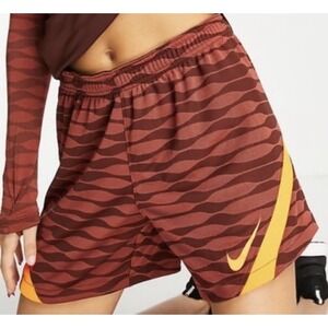 Women's Nike Dri Fit Strike 21 Soccer Athletic Shorts Medium